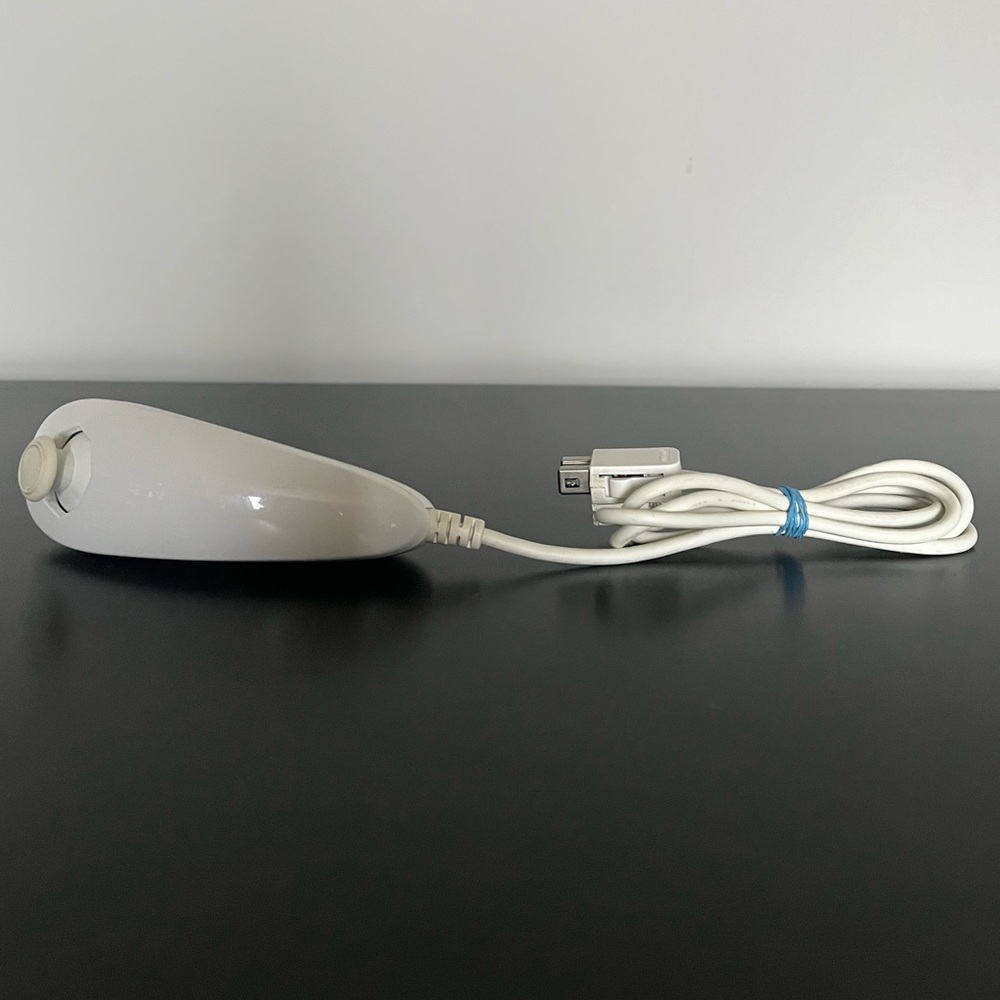 Nintendo | Wii Nunchuk